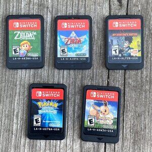Nintendo Switch Video Game Cart Bundle - Pokémon Brilliant Diamond, Zelda